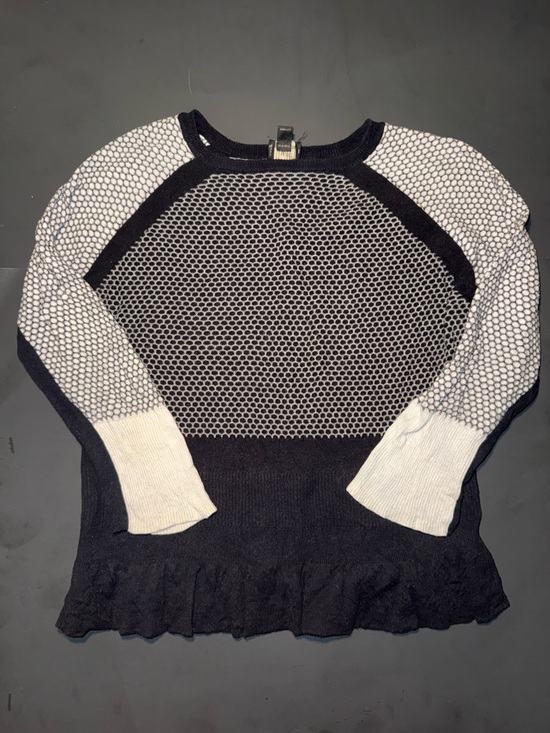 Worthington Sweaters - Worthington Black & White Honeycomb Knit Crewneck Sweater